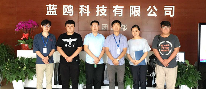 雙選會(huì)：企業(yè)又進(jìn)藍(lán)鷗搶人才，初試就帶走